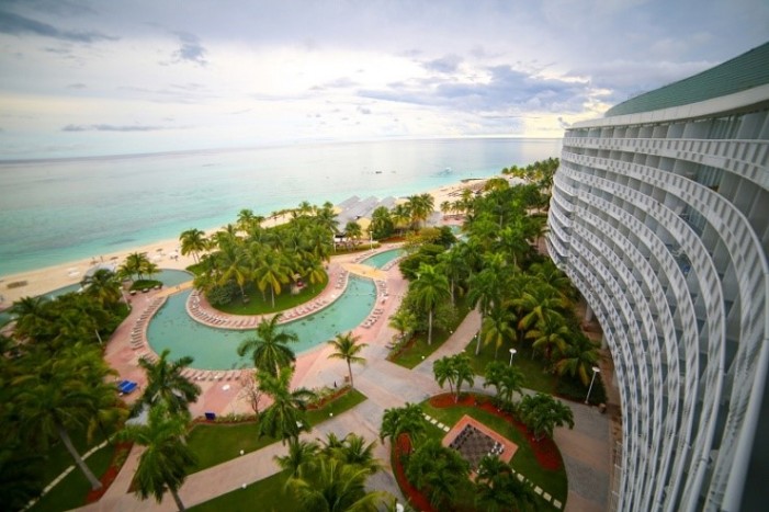 One of Bahamas’ biggest resorts for sale