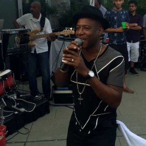 The fete featured a rousing performance by Soca stalwart Ronnie McIntosh