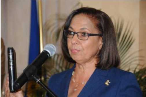 Jamaican labour minister meets with farm workers