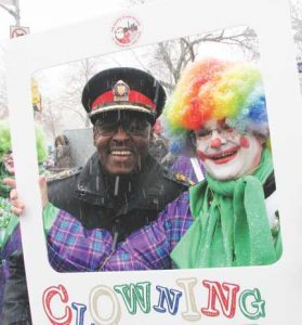 chief-and-clown-net