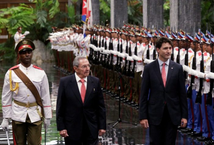Trudeau arrives in Cuba