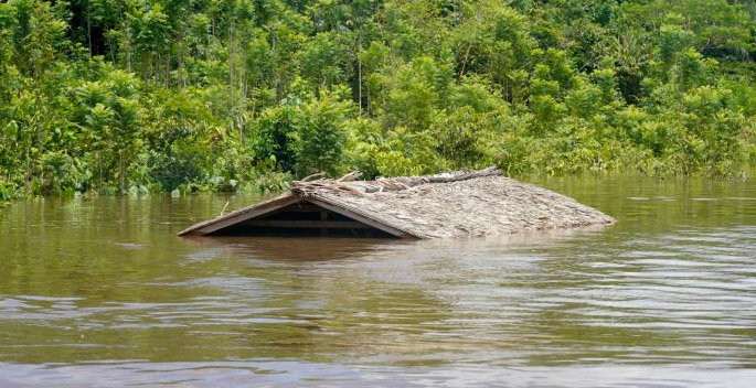 French Red Cross rushes flood relief to Guyana  Over 30,000 households affected