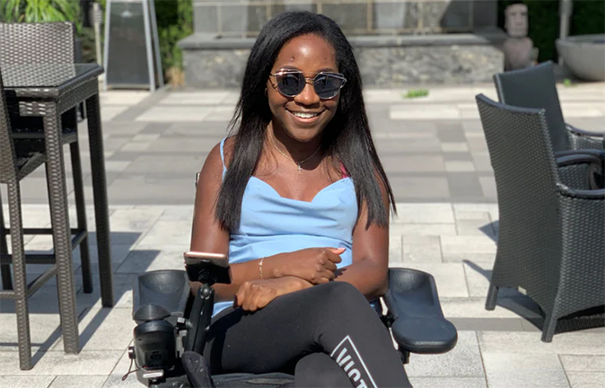 Wheelchair user Taylor Lindsay-Noel tackles restaurant accessibility