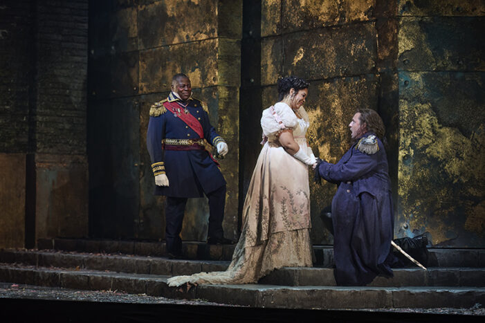 Haunting story of Medea Performed with Aplomb